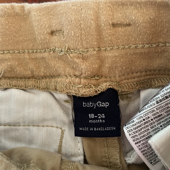 Bundle of shorts and overalls, boy 2t - Picture 12 of 14